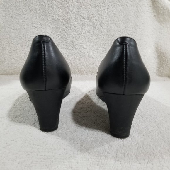 Ralph Lauren black wedge heels with metal buckle - Picture 5 of 7